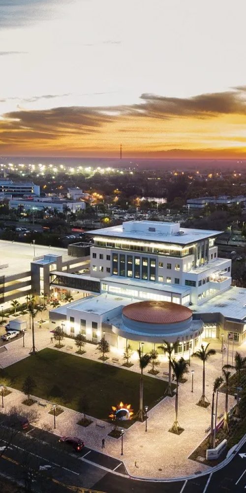 Dining ambience in Coral Springs