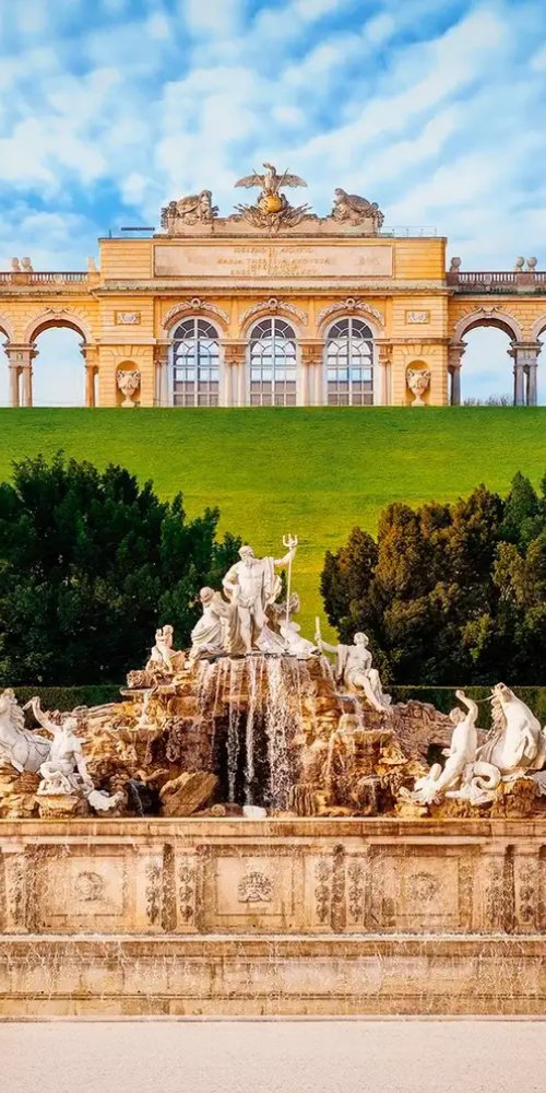 Dining ambience in Vienna, AT