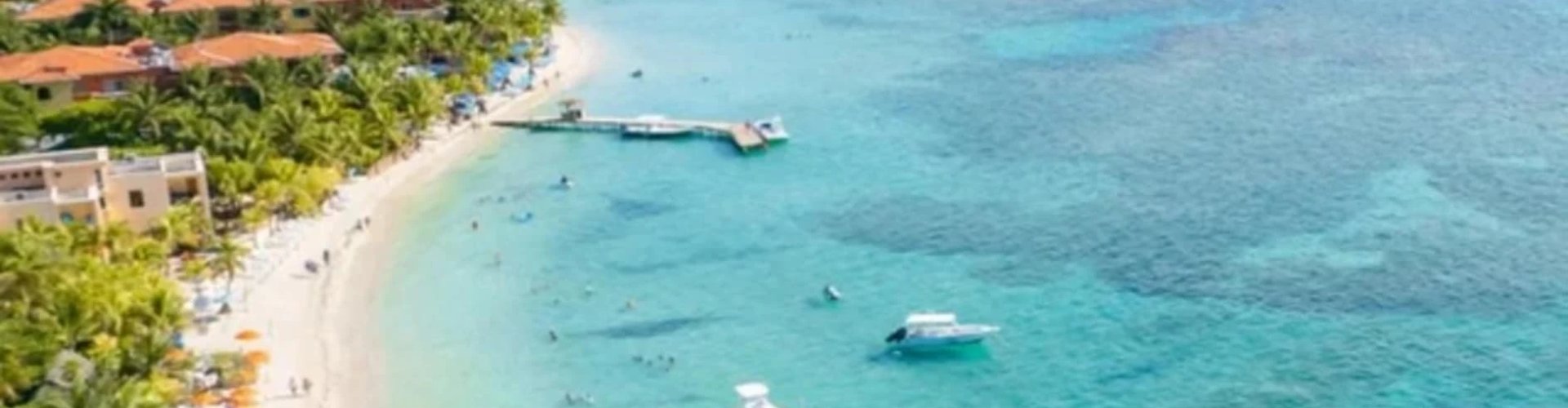 Sunset dining in Roatán, HN