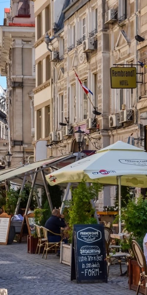 Dining ambience in Bucharest