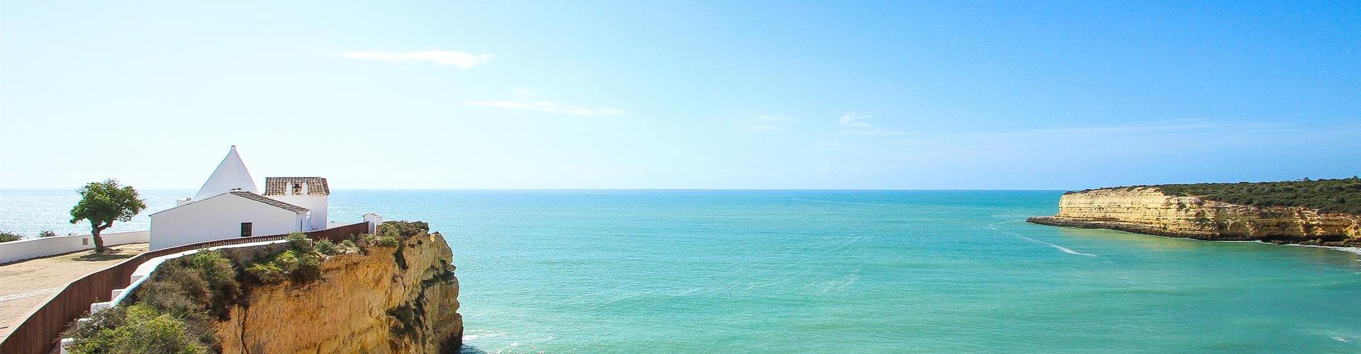 Scenic dining view in Armacao De Pera